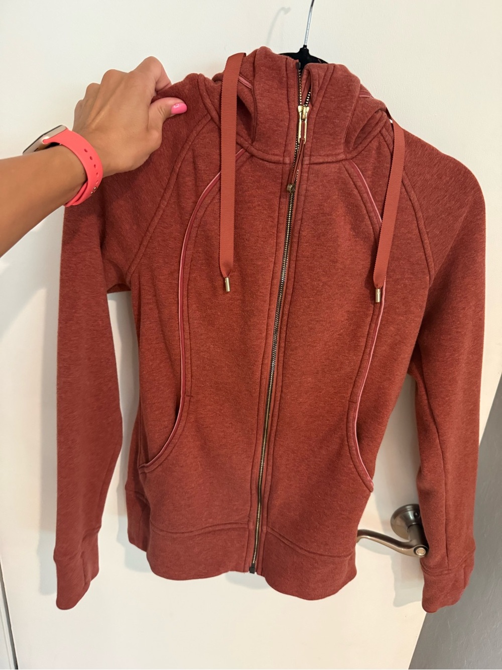 Lululemon Women’s Rust scuba
